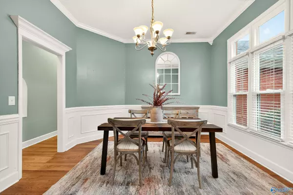 148 Cove Creek Drive, Decatur, AL 35603