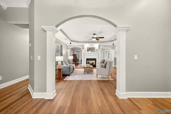 148 Cove Creek Drive, Decatur, AL 35603