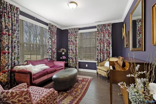 181 Bakers Farm Drive, Decatur, AL 35603