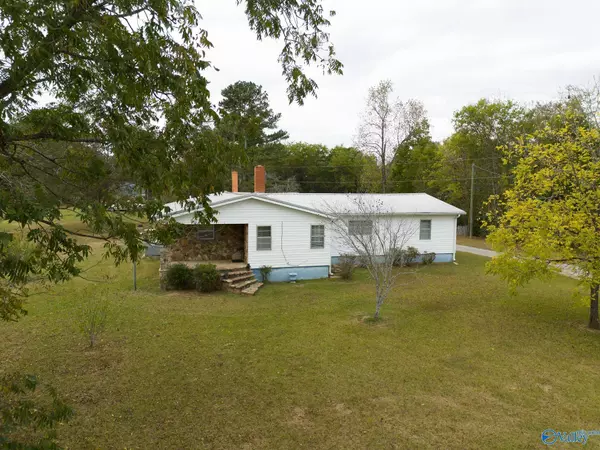 232 Kenny Clay Road, Somerville, AL 35670