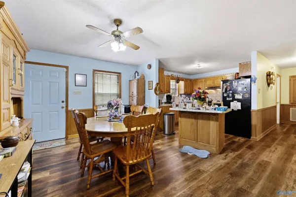 437 Old Six Mile Road, Somerville, AL 35670