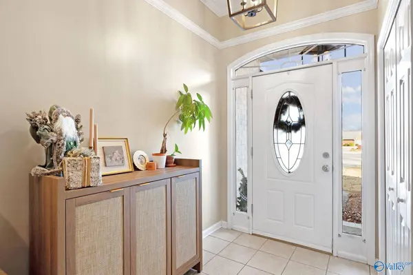 58 Walter Lane, Decatur, AL 35603