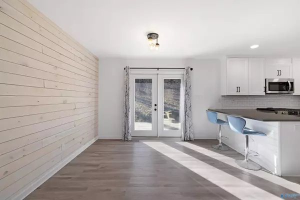 153 Autumnwood Trail, Decatur, AL 35603