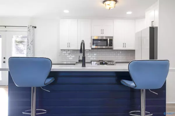 153 Autumnwood Trail, Decatur, AL 35603