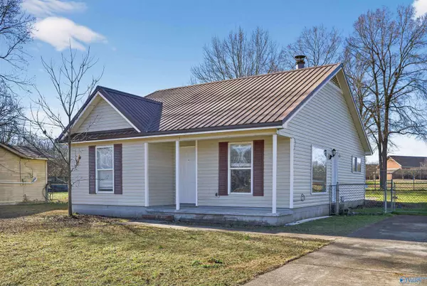 3203 Wheat Avenue SW, Decatur, AL 35603