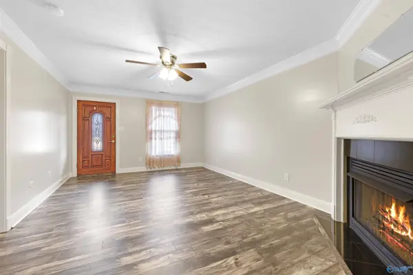 734 Martin Street SW, Hartselle, AL 35640