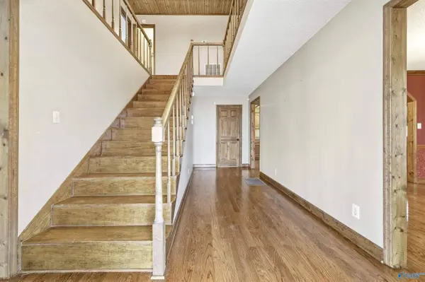 374 Shagbark Trail, Somerville, AL 35670