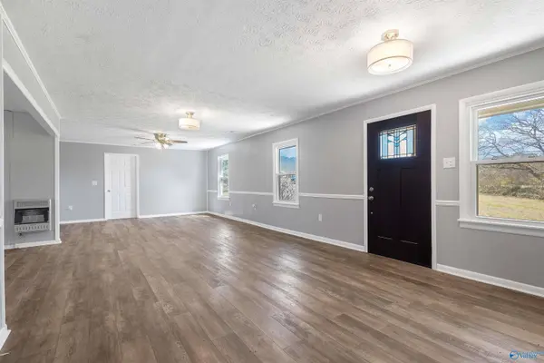 1247 Eva Road, Eva, AL 35621