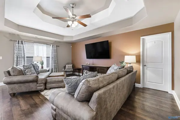 60 Weeping Willow Lane, Decatur, AL 35603