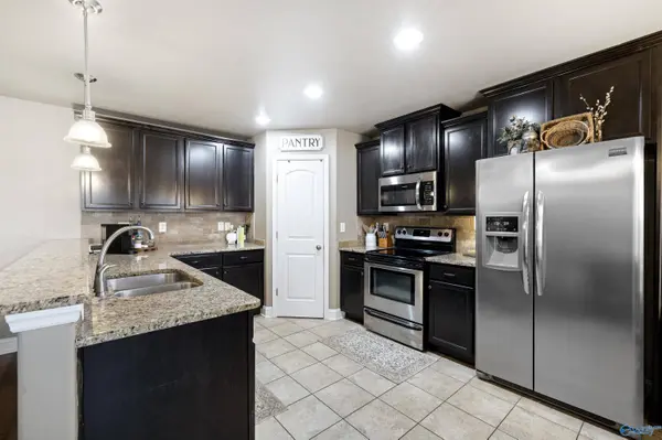 60 Weeping Willow Lane, Decatur, AL 35603