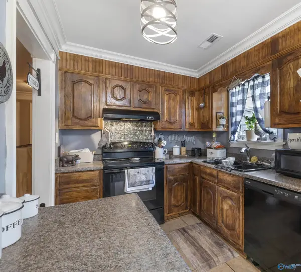 153 Henderson-Greenwell Road, Somerville, AL 35670