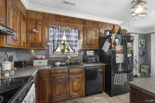 153 Henderson-Greenwell Road, Somerville, AL 35670