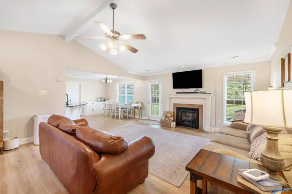 111 Gin Creek Crossing, Decatur, AL 35603