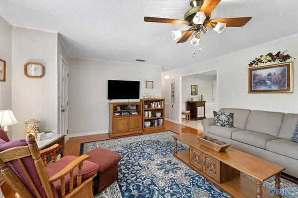 737 Community Lane, Hartselle, AL 35640