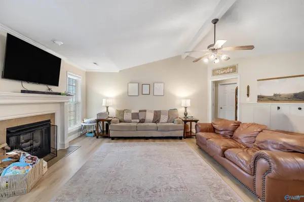 111 Gin Creek Crossing, Decatur, AL 35603