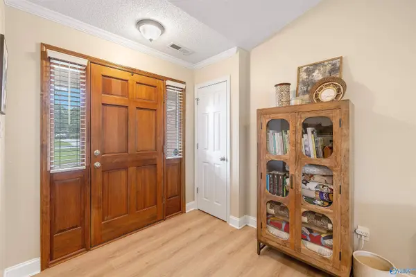 111 Gin Creek Crossing, Decatur, AL 35603