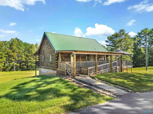 1379 Perkins Wood Road, Hartselle, AL 35640