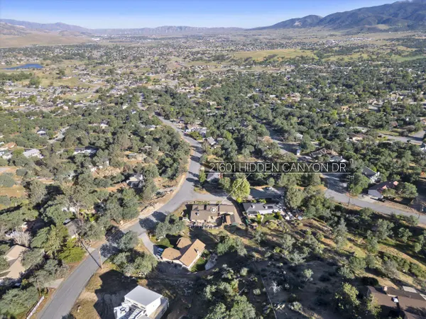 21601 Hidden Canyon Drive, Tehachapi, CA 93561