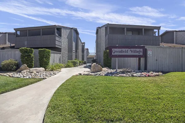 867 Greenfield Avenue, Hanford, CA 93230