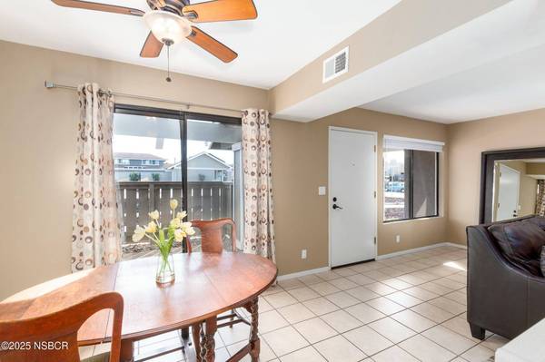 1153 E Foster Road #B, Santa Maria, CA 93455