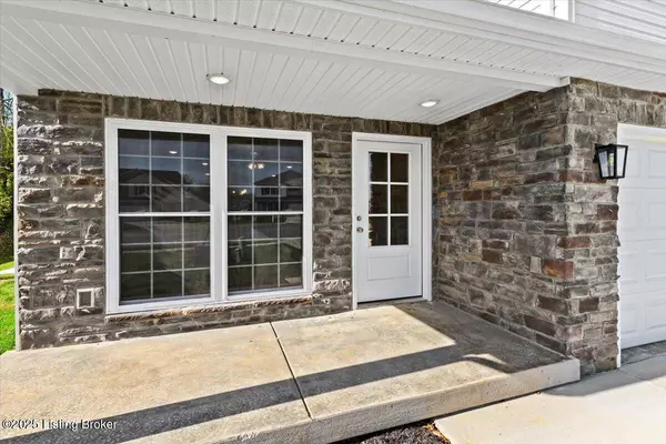 404 Sandy Circle Cir, Elizabethtown, KY 42701