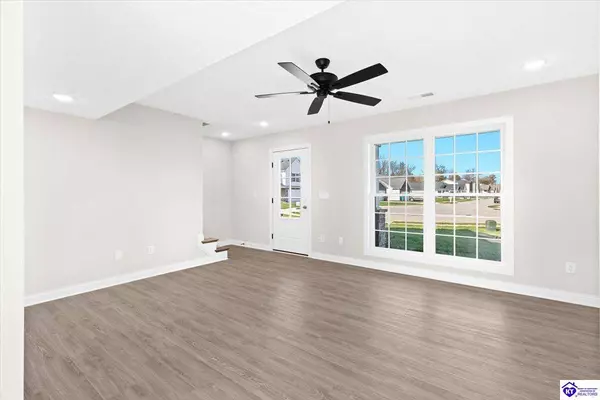 401 Sandy Circle, Elizabethtown, KY 42701