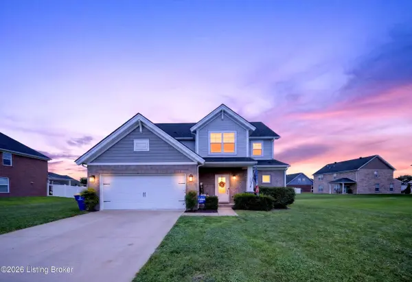 587 Montrose Dr, Bowling Green, KY 42104