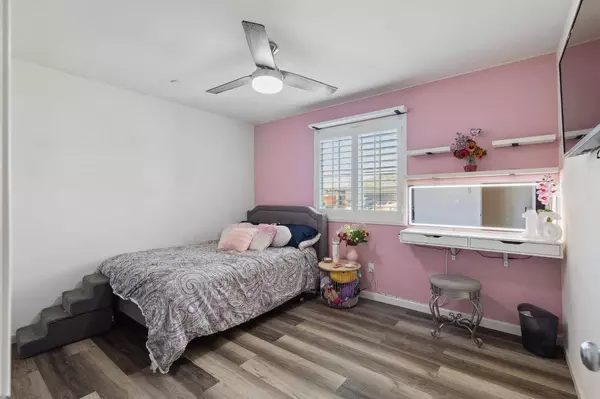 1374 Deerwood ST, Plumas Lake, CA 95961