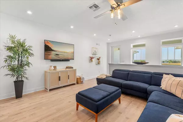 7161 NEMOURS Pkwy, Orlando, FL 32827