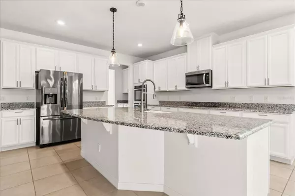 3925 GREEN SABAL DR, Orlando, FL 32824