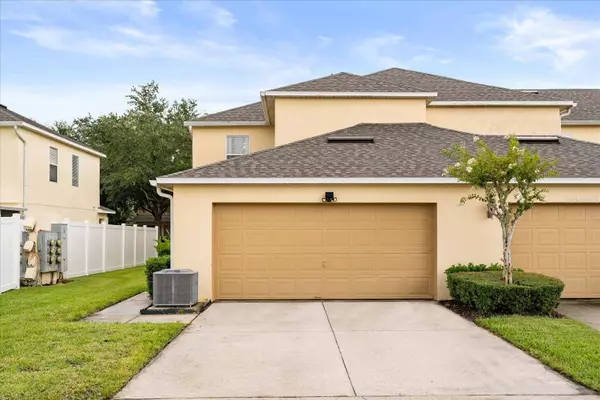 2464 FORMAX DR, Orlando, FL 32828