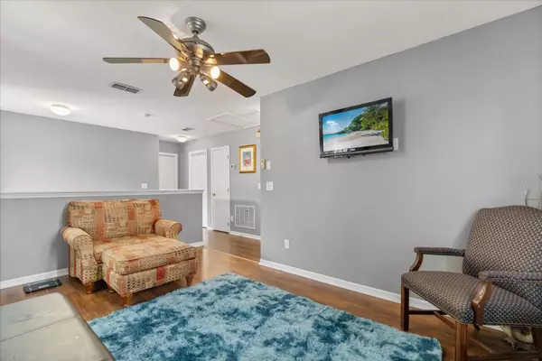 2464 FORMAX DR, Orlando, FL 32828