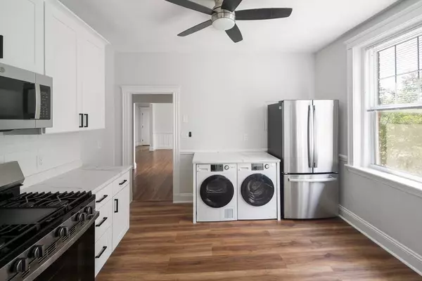 110 Bellingham St #1, Chelsea, MA 02150