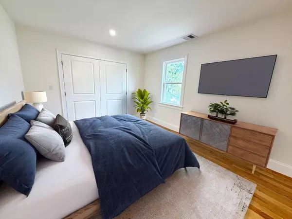 28 Pitcher Ave #2, Medford, MA 02155