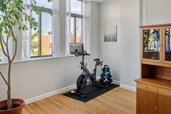 99 Gove St #14, East Boston, MA 02128-2145