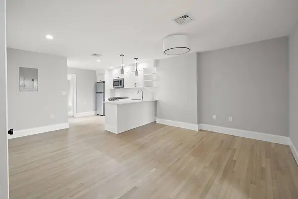 64 Trenton St, Boston, MA 02128