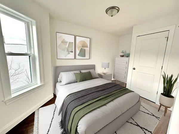 33 Leyden St #6, Boston, MA 02128