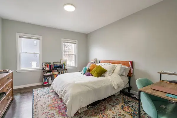 249 Everett St #2, Boston, MA 02128