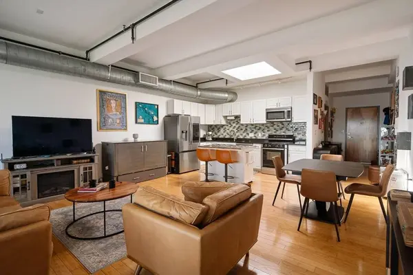 156 Porter St #440, Boston, MA 02128