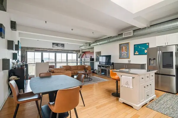 156 Porter St #440, Boston, MA 02128