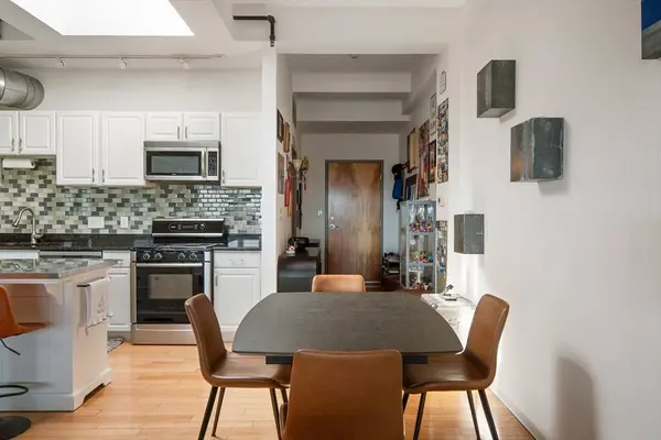 156 Porter St #440, Boston, MA 02128
