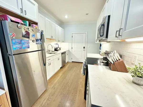 89 Princeton St #1, Boston, MA 02128