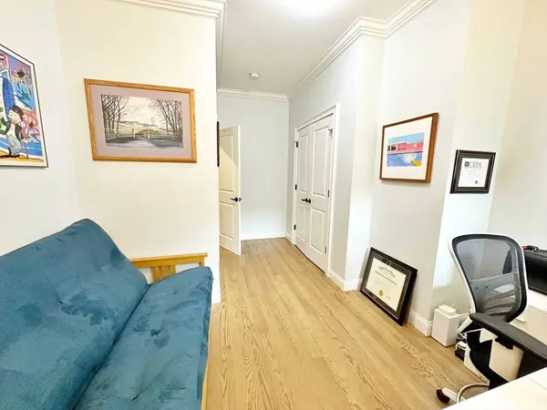 89 Princeton St #1, Boston, MA 02128