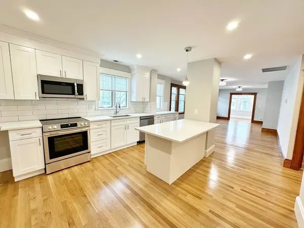 75 Governor Winthrop Rd #N/A, Somerville, MA 02145