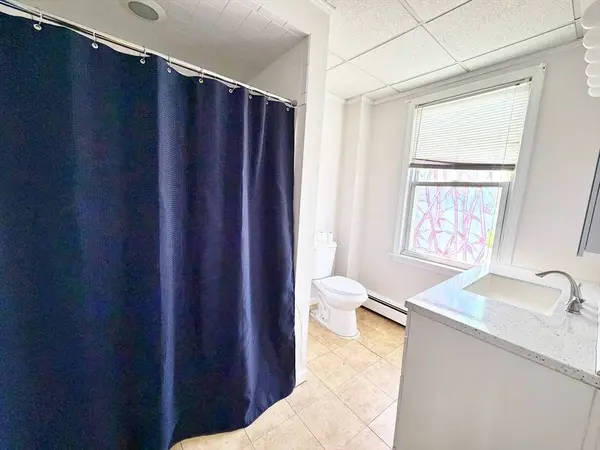 14 Cottage St #3, Boston, MA 02128