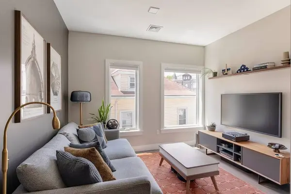 11 Walley St #306, Boston, MA 02128
