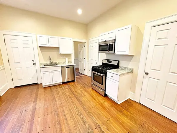 242 Princeton St #1, Boston, MA 02128