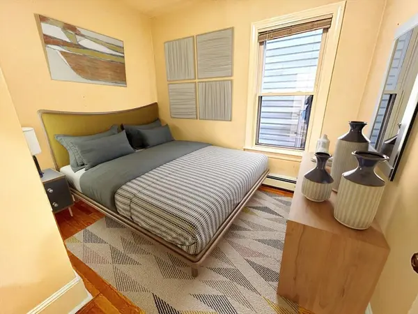 242 Princeton St #1, Boston, MA 02128