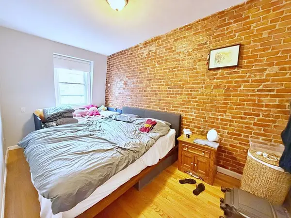 84 Webster St #3, Boston, MA 02128