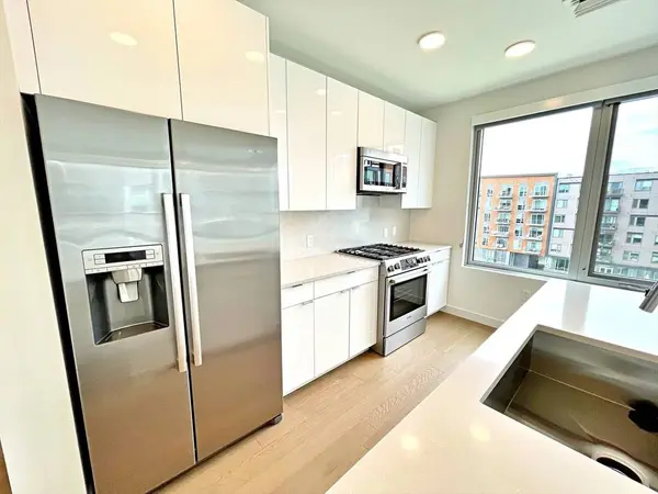 45 Lewis St #518, Boston, MA 02128